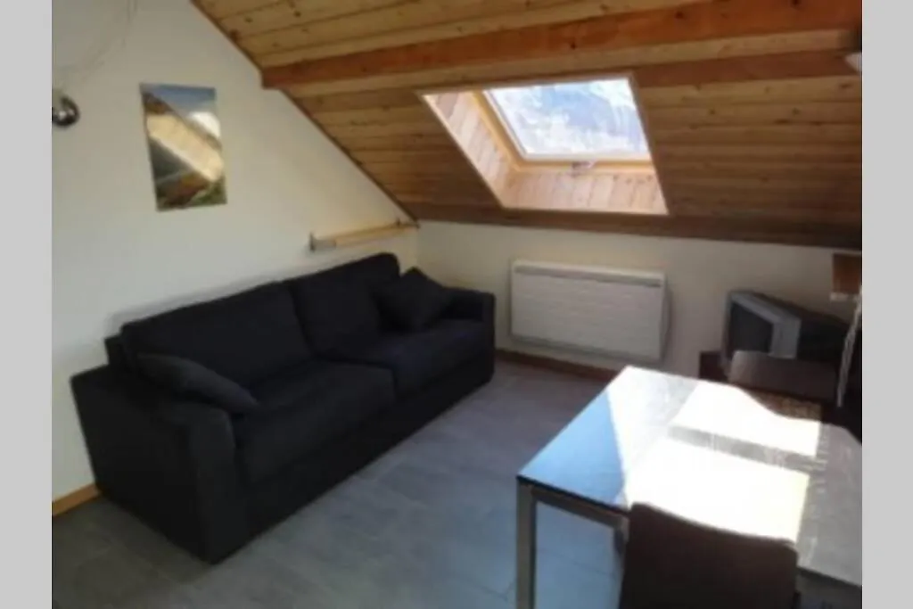 Loue studio de vacances rénové à Névache France